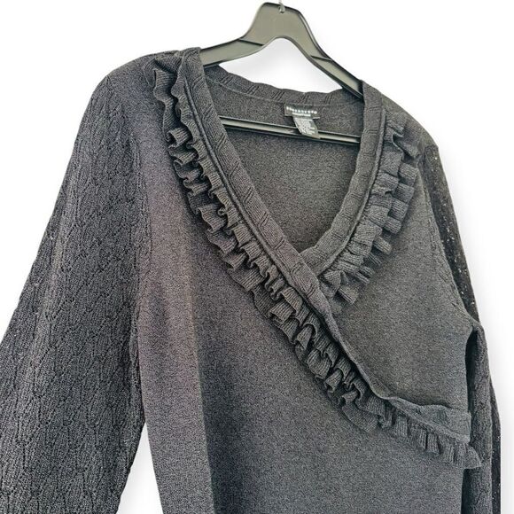 Doncaster Black Ruffle Front V-Neck Metallic Crochet Sleeve Sweater Size XL - Picture 3 of 5